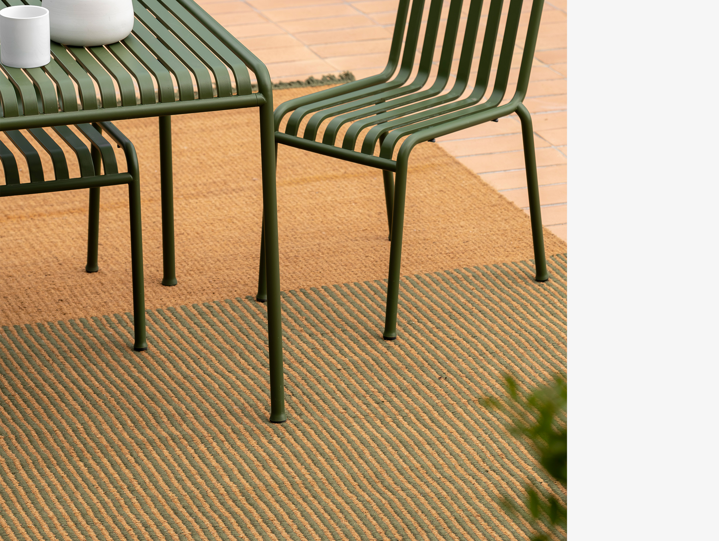 Nanimarquina nani marquina garden rug lifestyle4