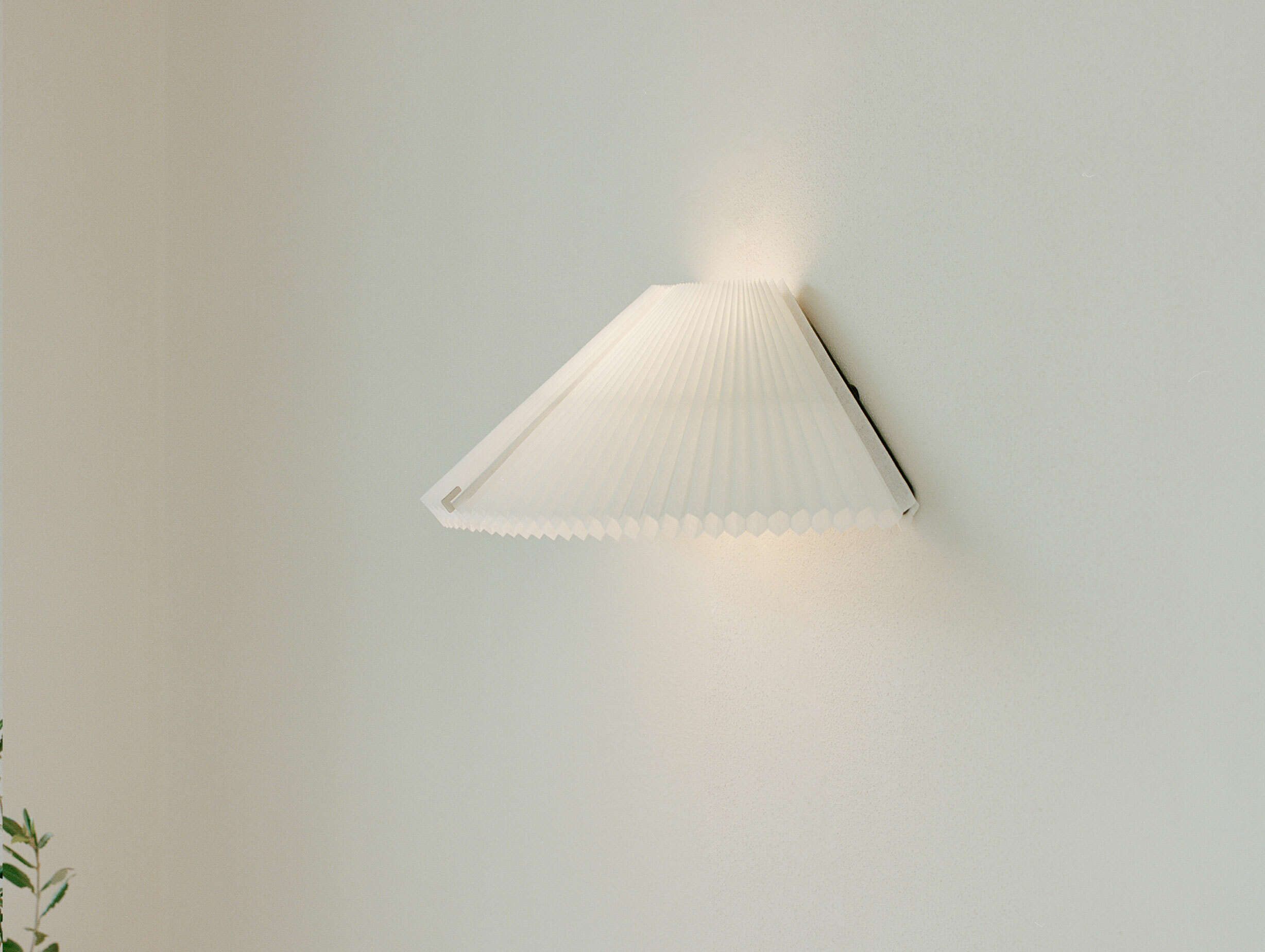 New works nebra wall light story 2