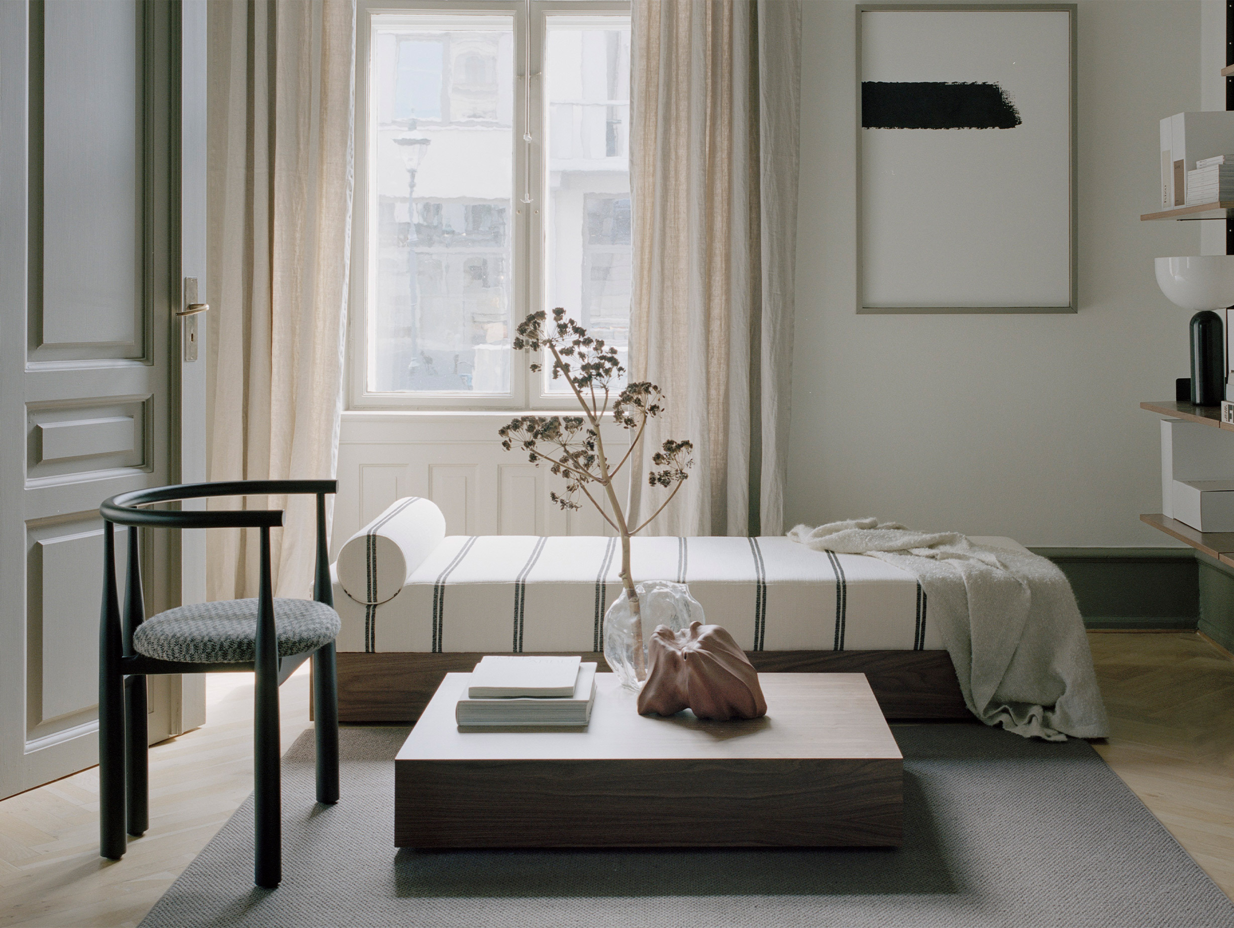 New works steven bukowski bukowski chair lifestyle2