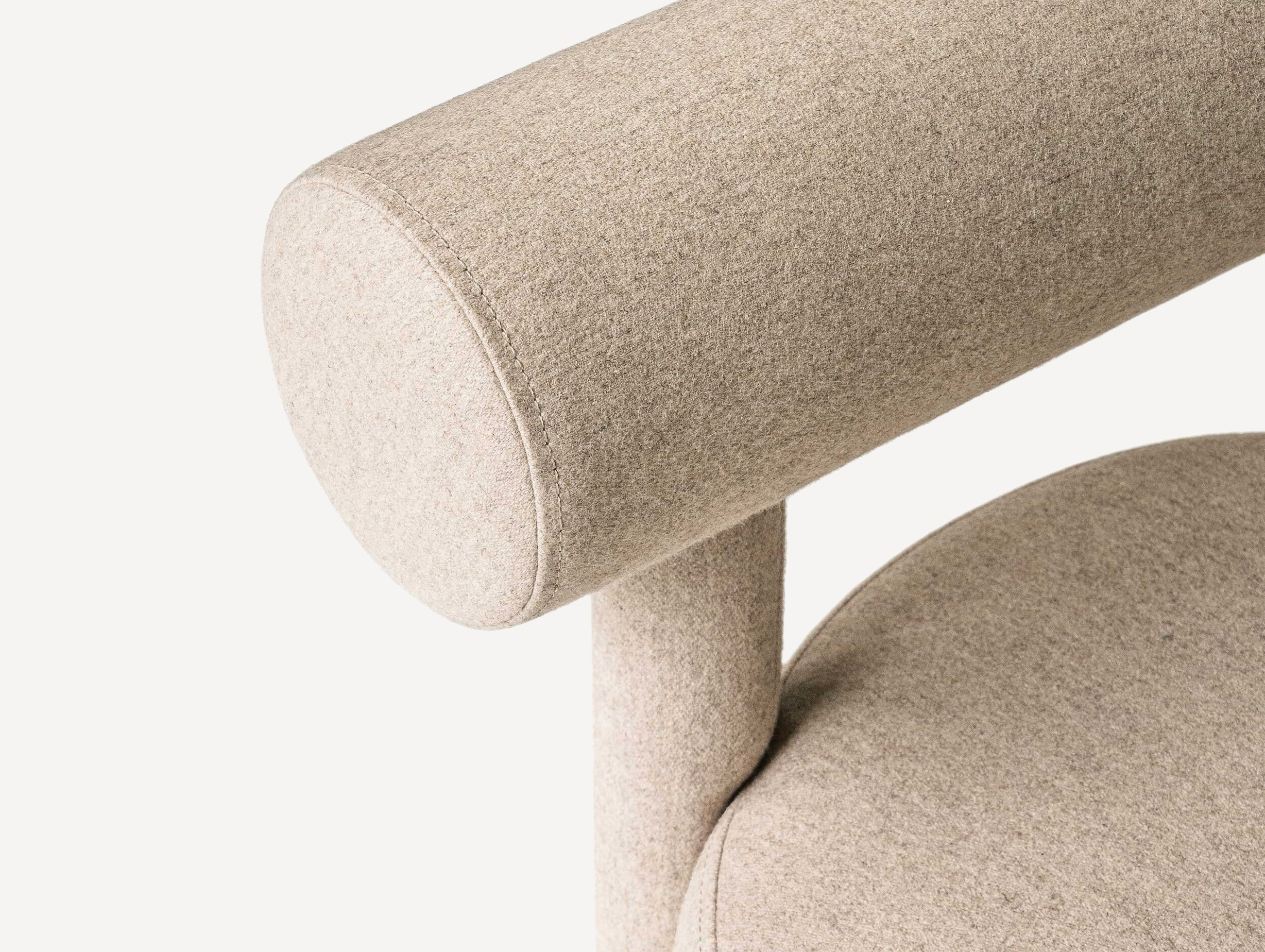 Noom kateryna sokolova chair gropius cs1 lifestyle5