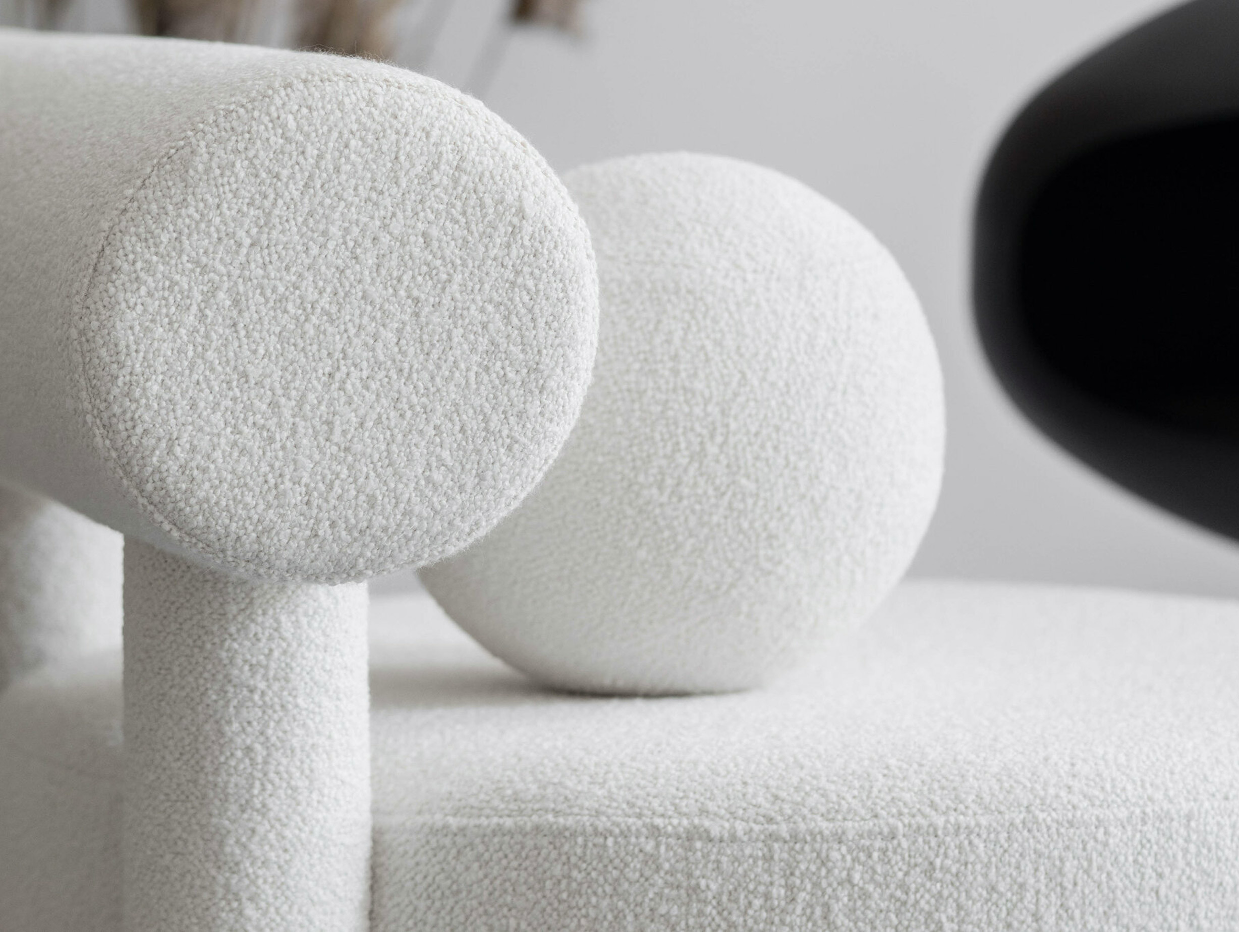 Noom kateryna sokolova chair gropius cs1 low lifestyle6