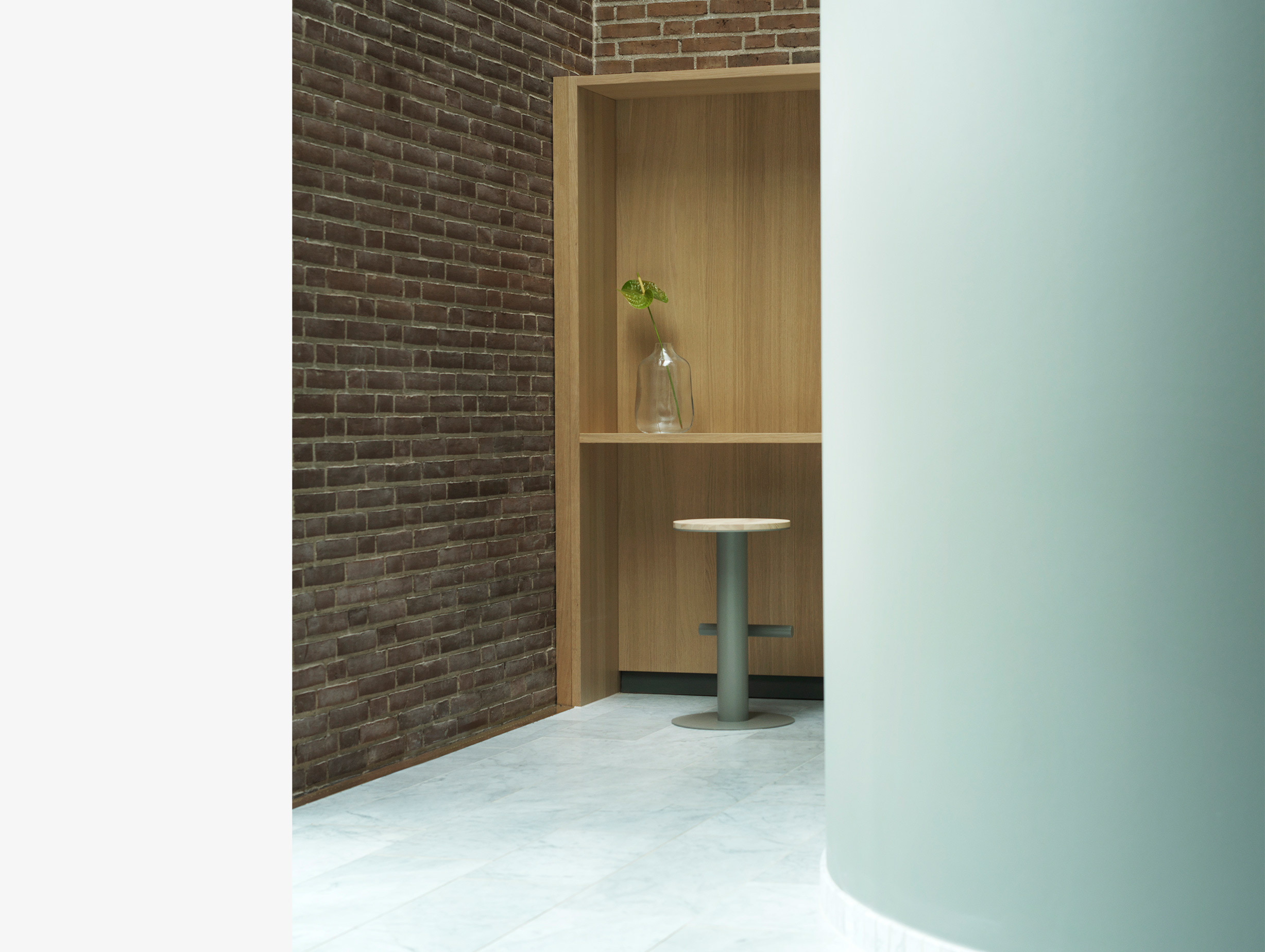 Normann copenhagen simon legald pole stool lifestyle4