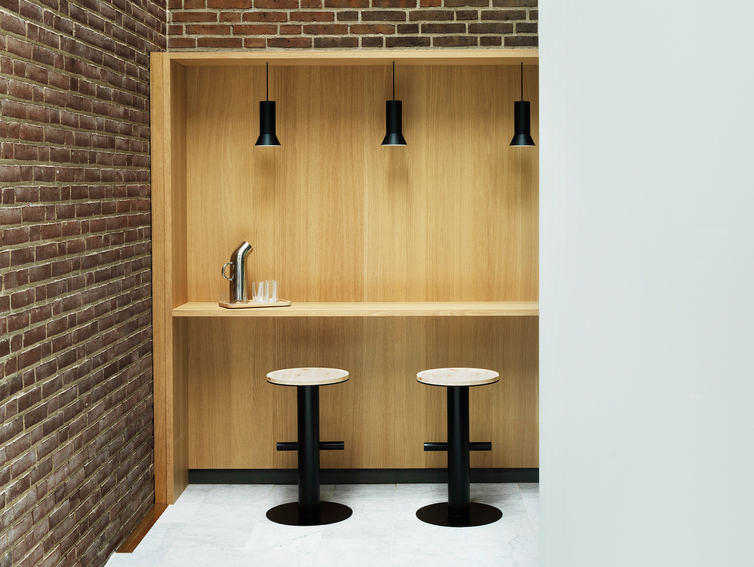 Normann copenhagen simon legald pole stool lifestyle5