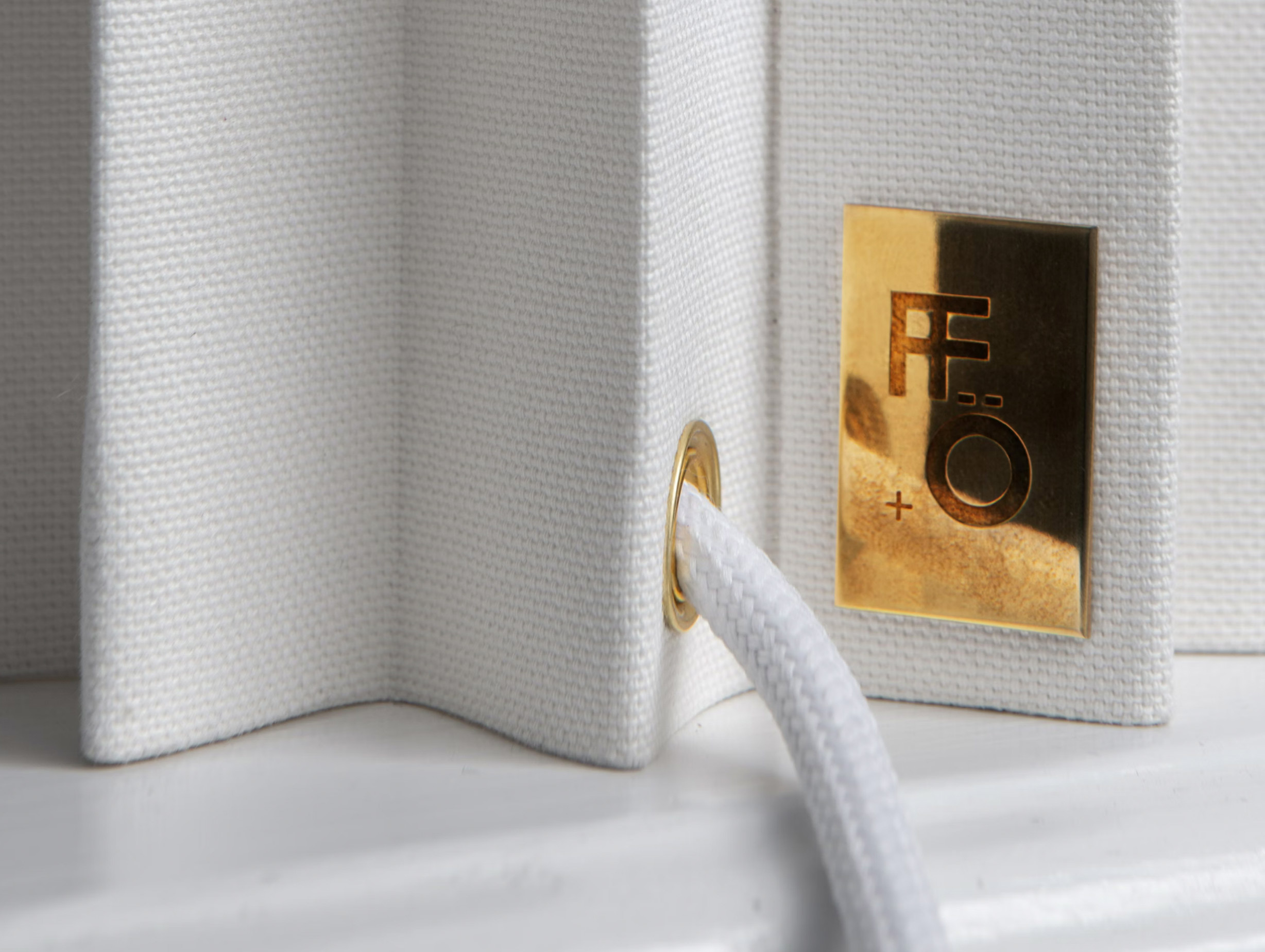 Orsjo belysning folkform plisse table light cream lifestyle3