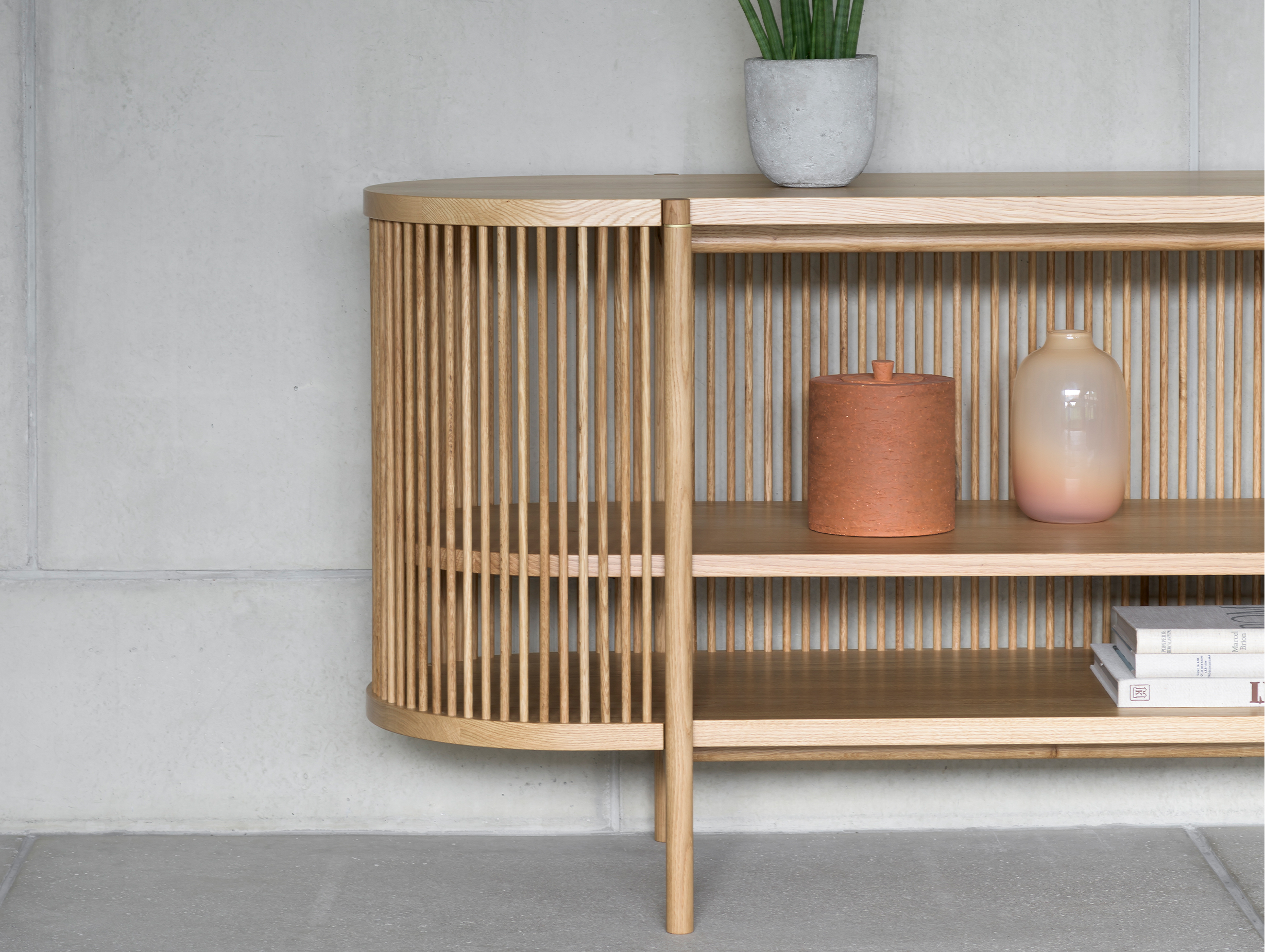 Poiat bastone sideboard story 3