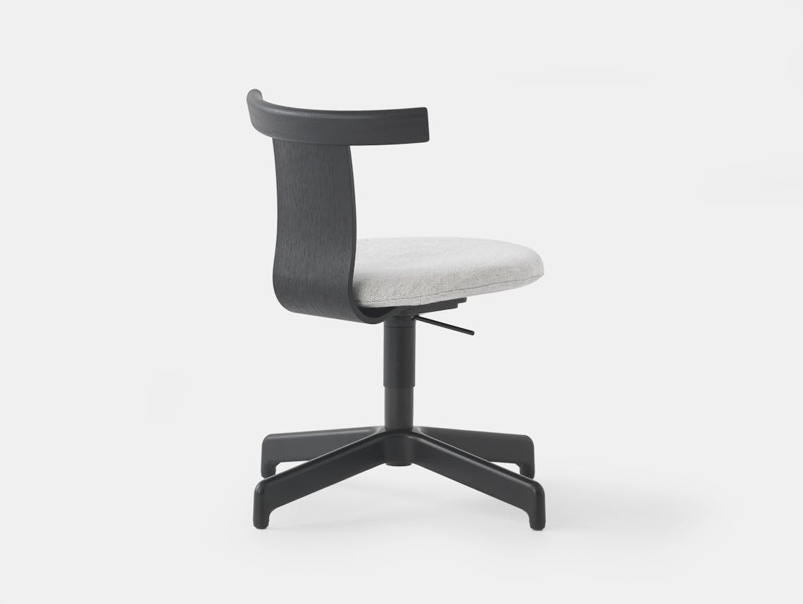 Resident Jiro Office Chair Black Oak Ped 2