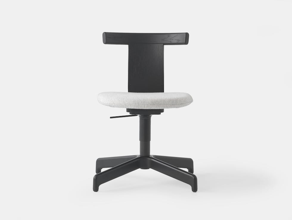 Resident Jiro Office Chair Black Oak Ped