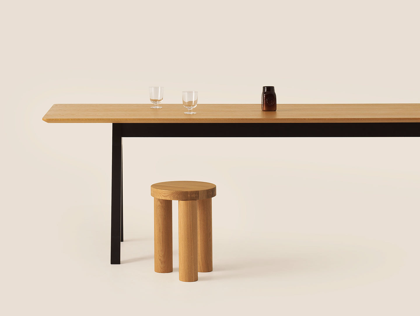 Resident Offset Stool Philippe Malouin