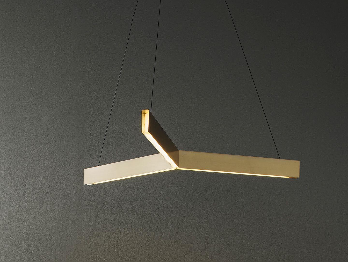 Resident Tri Pendant