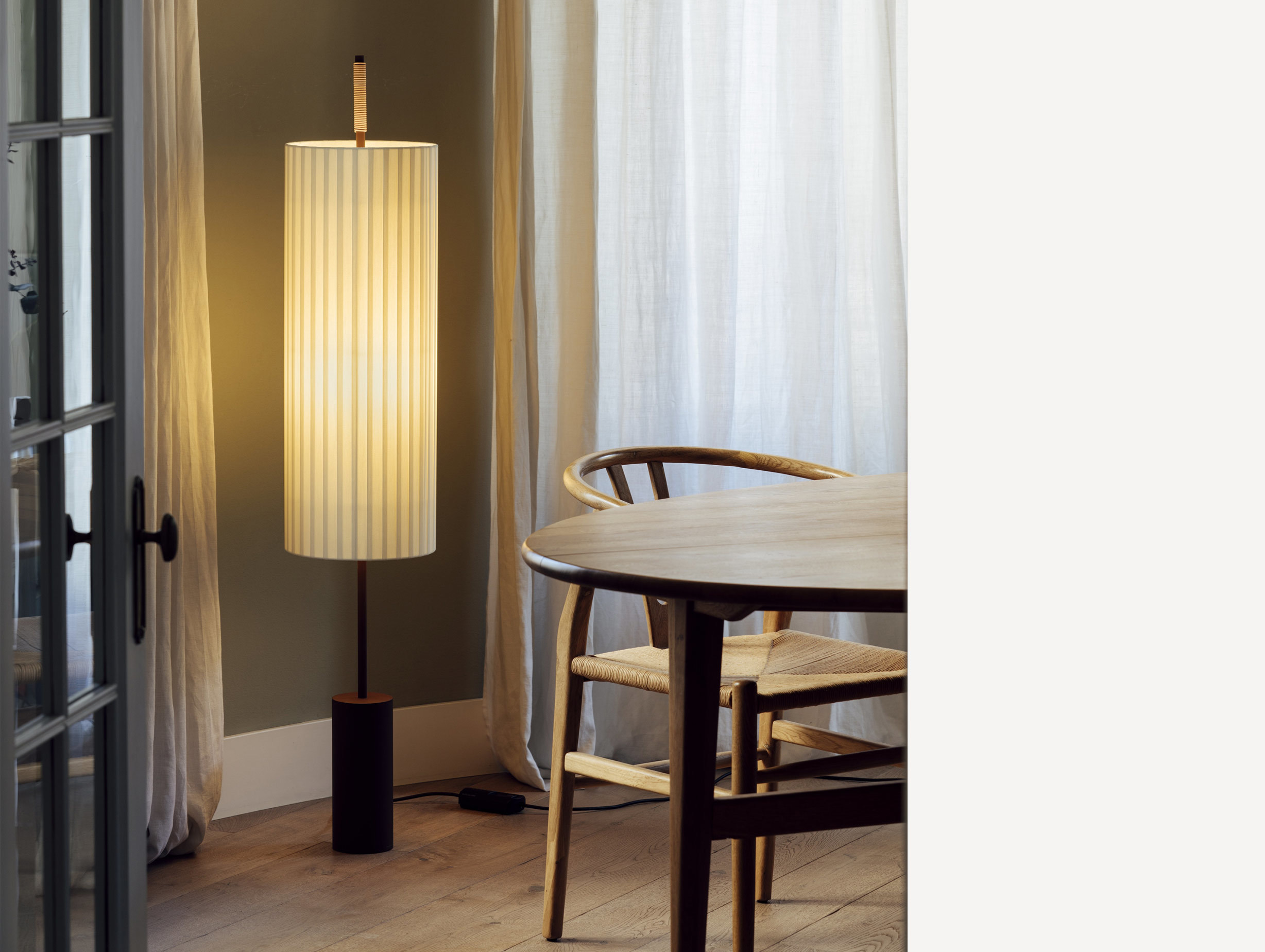 Santa and cole dorica floor lamp ls 3