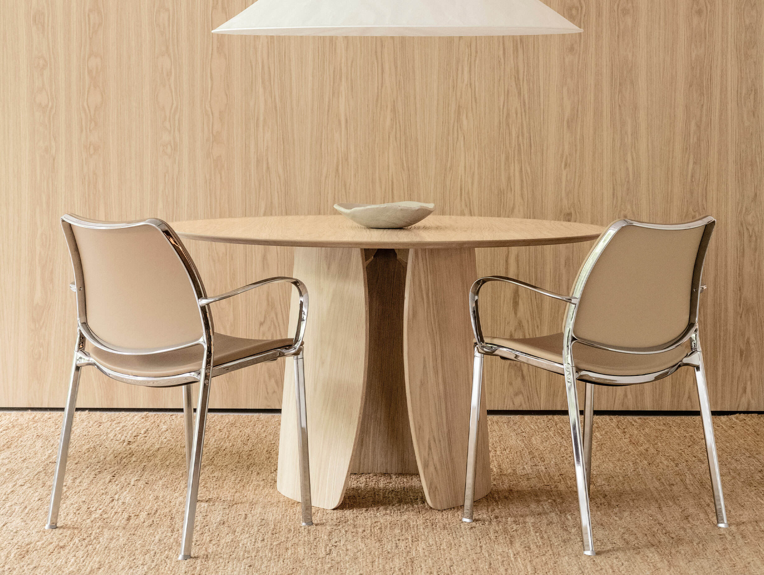 Stua petal table oak round ls 2