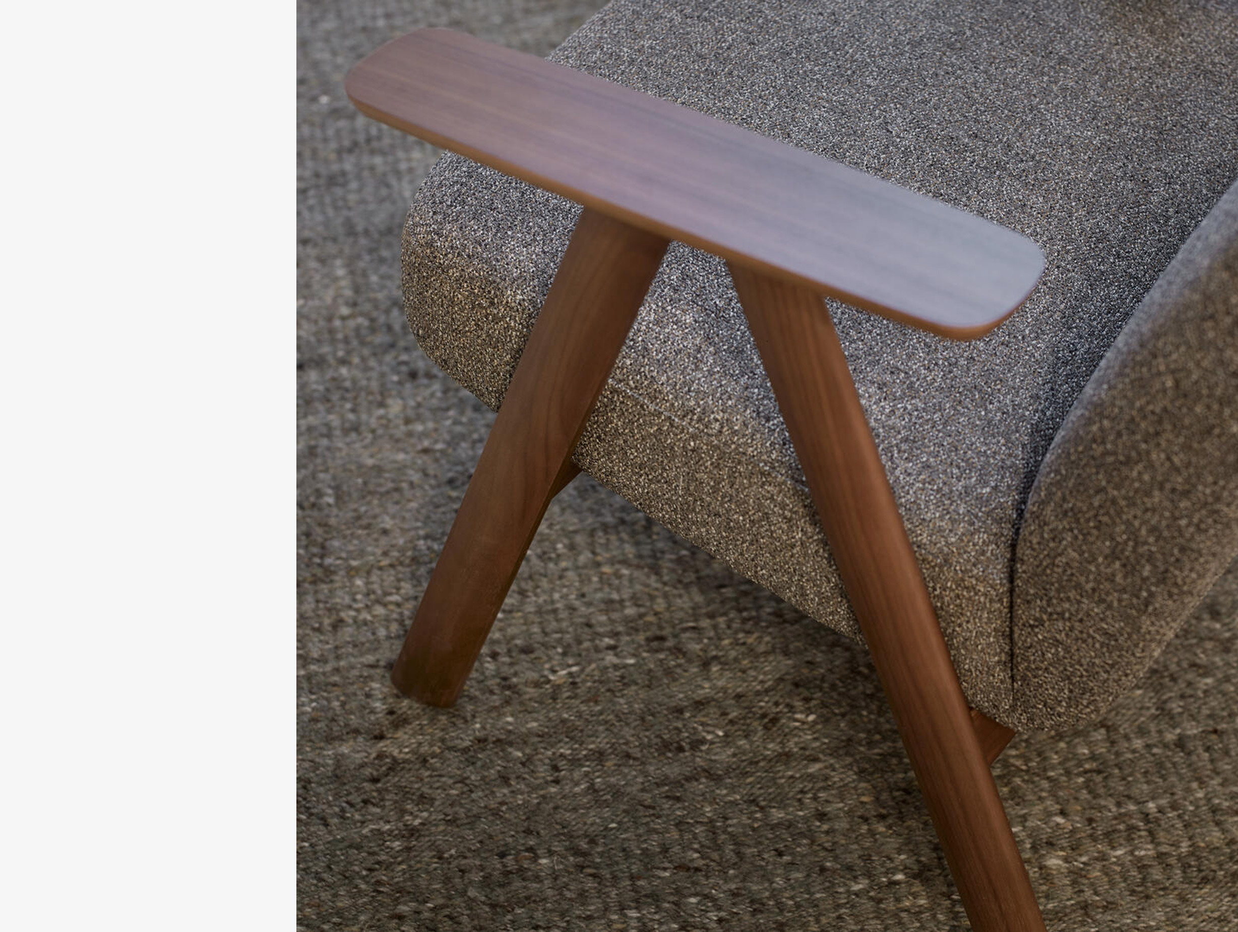 Treku estudi manel molina leku armchair lifestyle