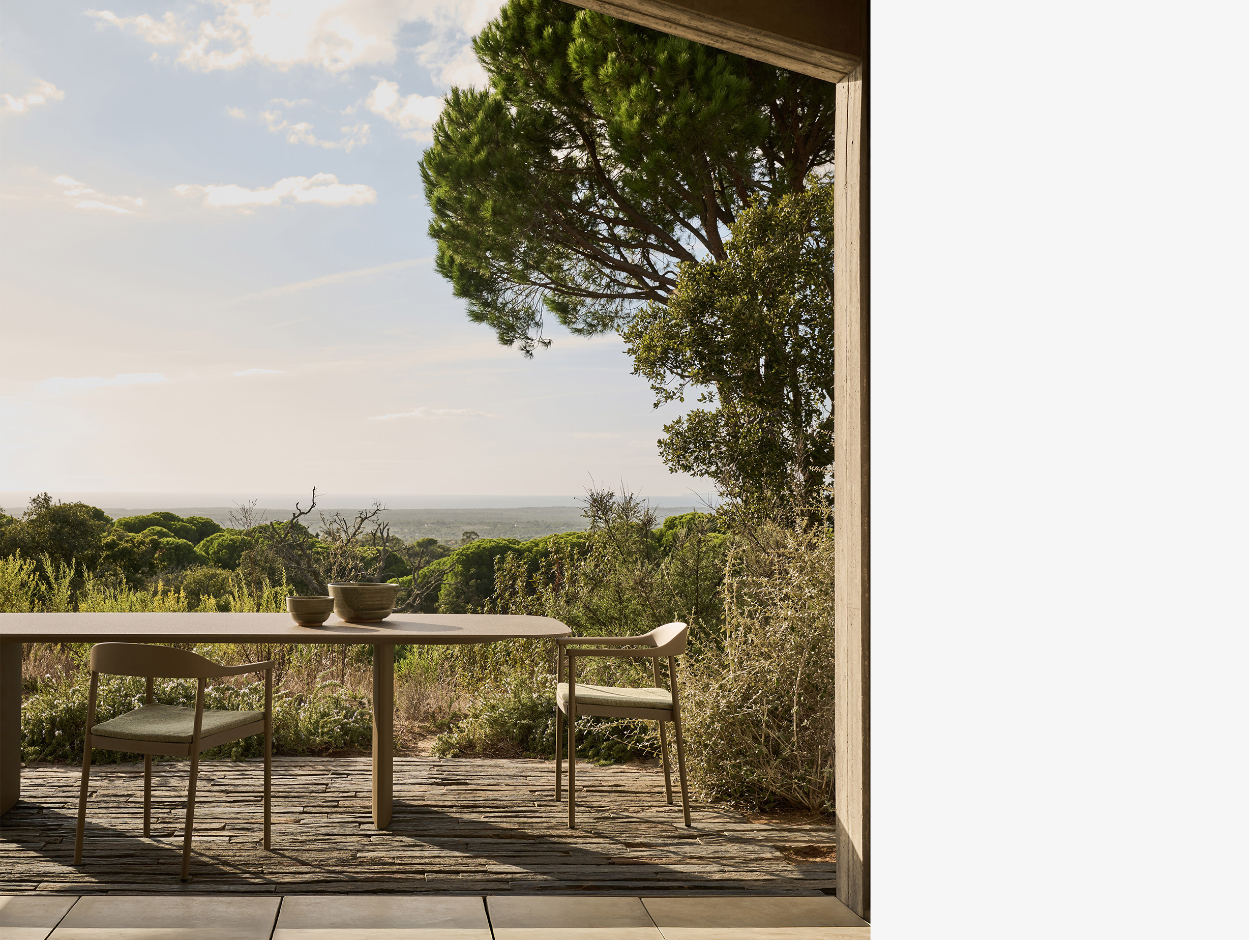 Tribu merckx maes illum armchair lifestyle 4