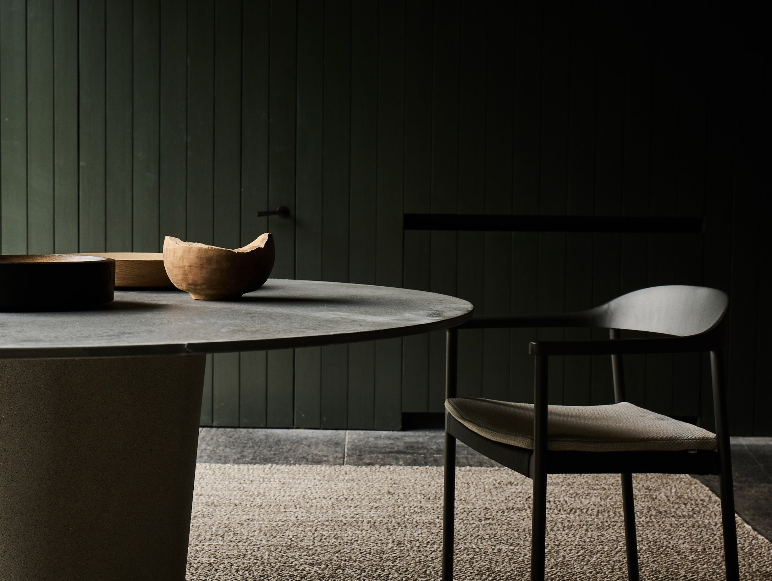 Tribu merckx maes illum armchair lifestyle