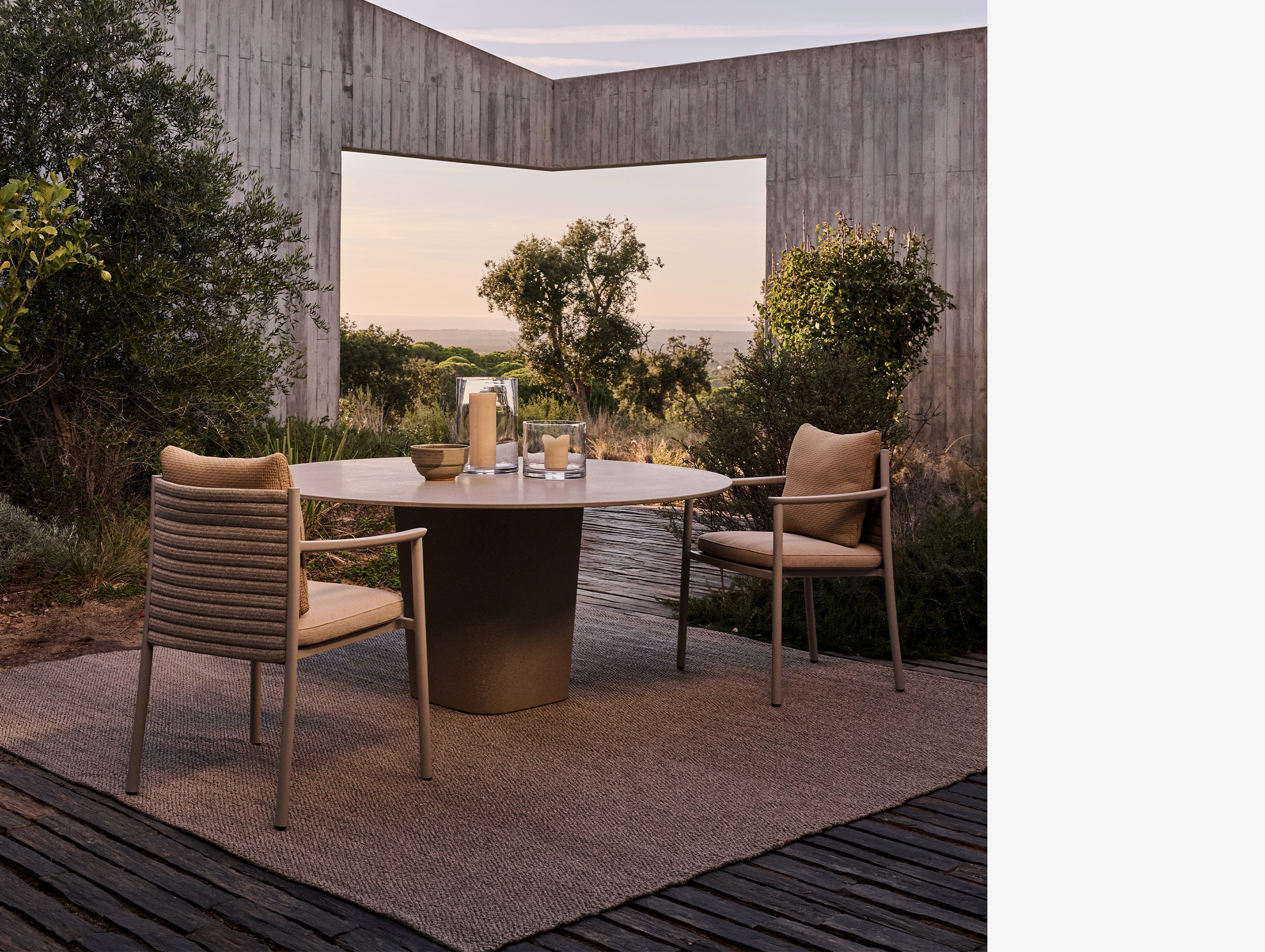 Tribu monica armani tao outdoor dining table lifestyle5