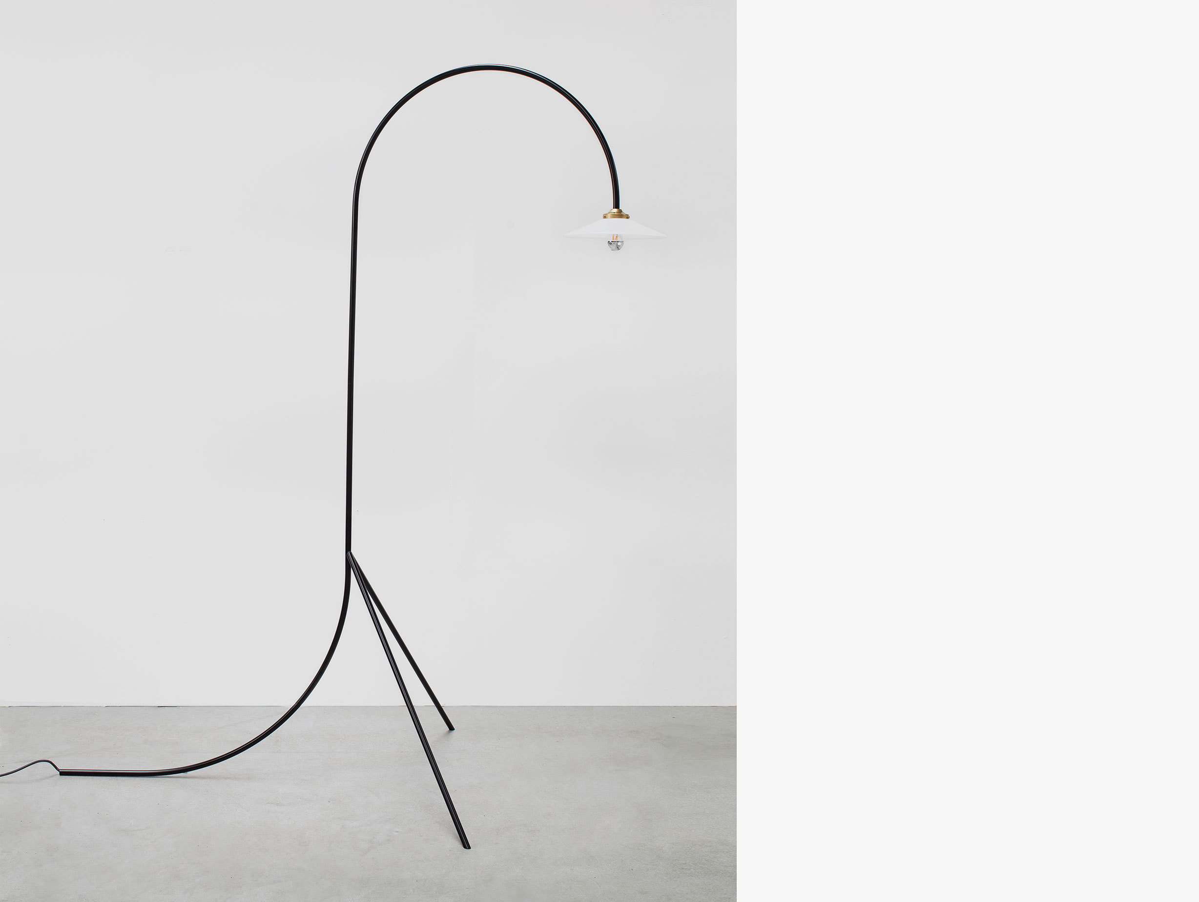 Valerie Objects Standing Lamp 1 Muller Van Severen