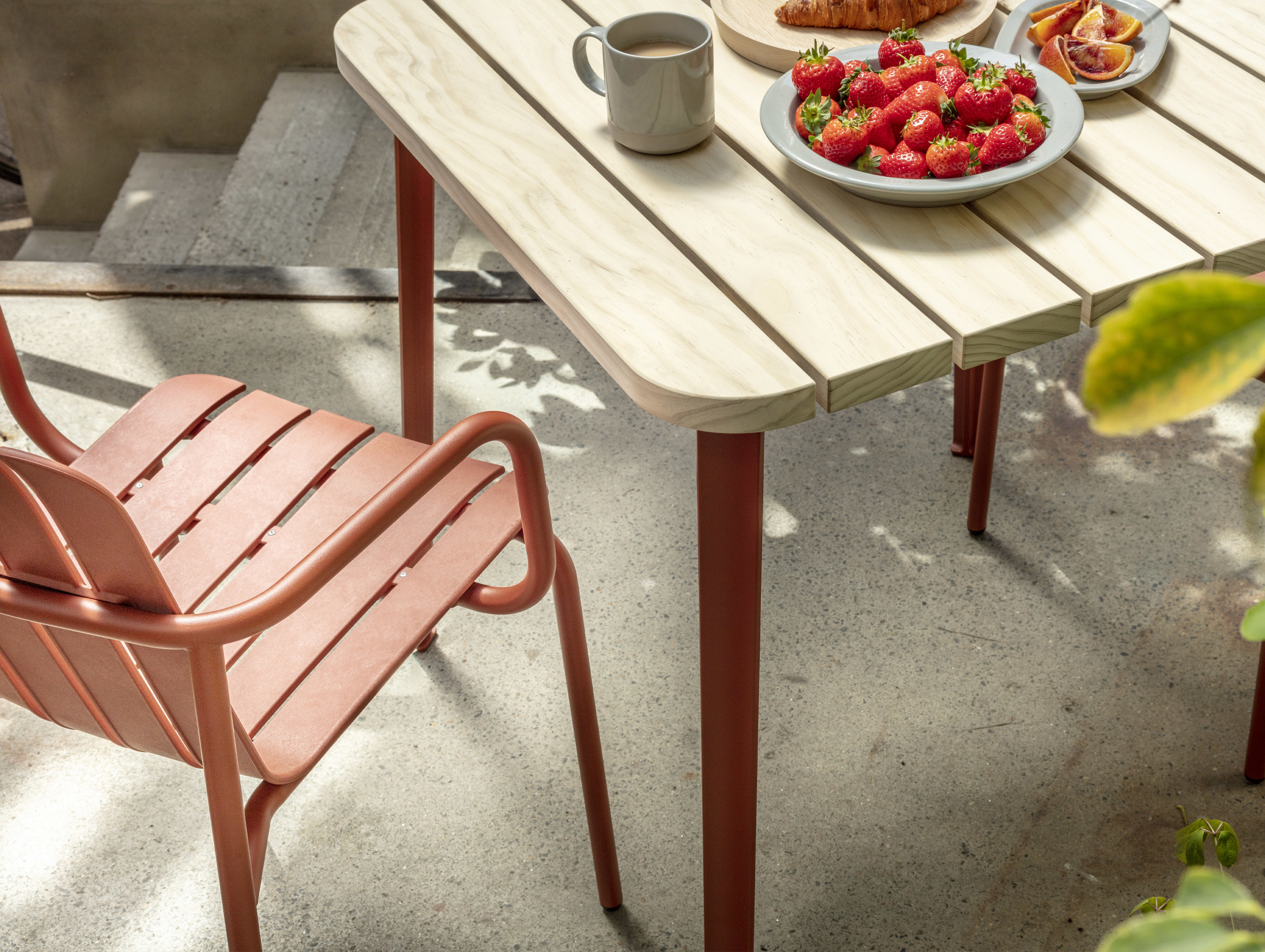 Very good and proper ac al latte chair lifestyle3