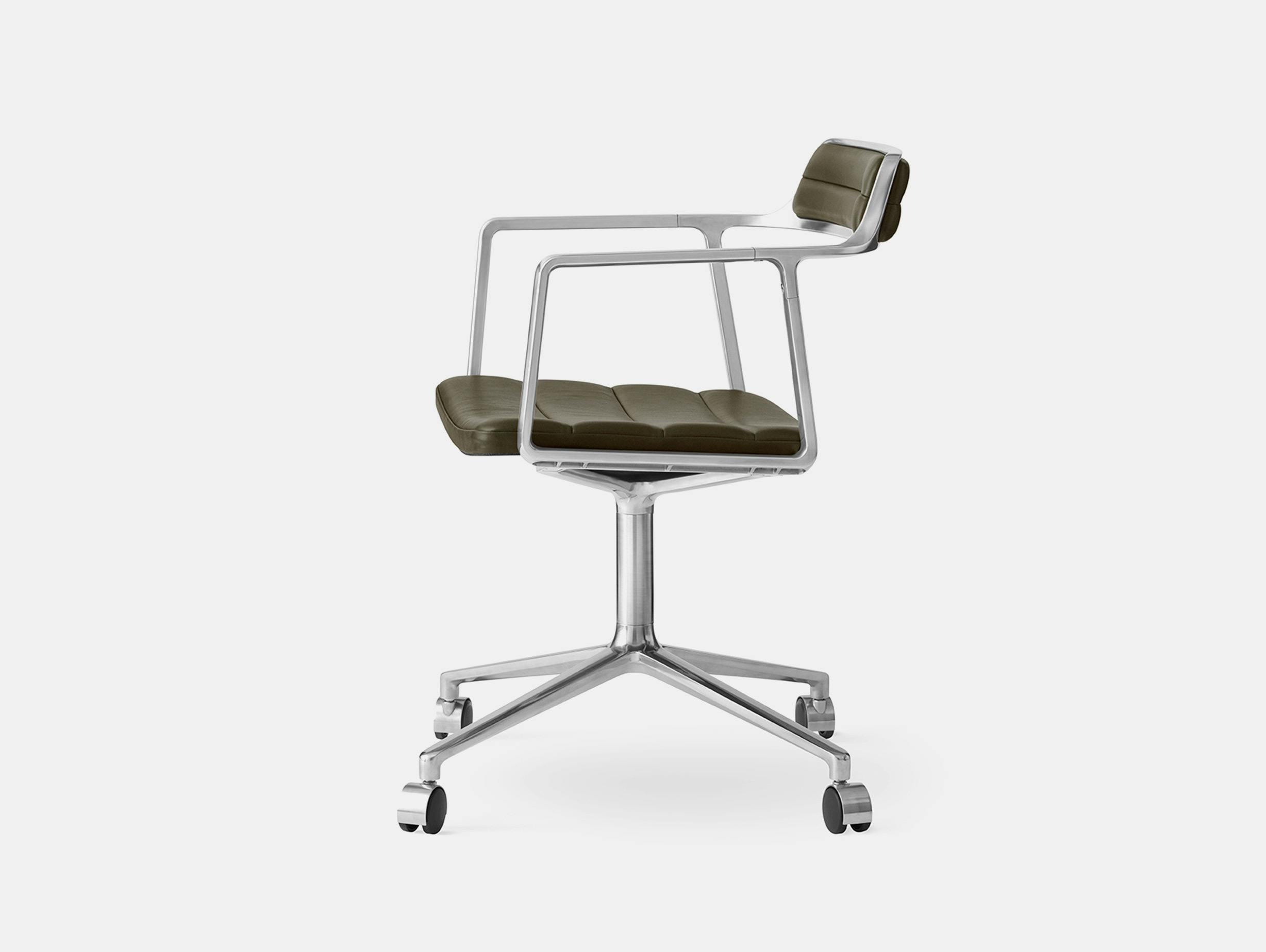 Vipp 452 swivel chair polished green leather castors2