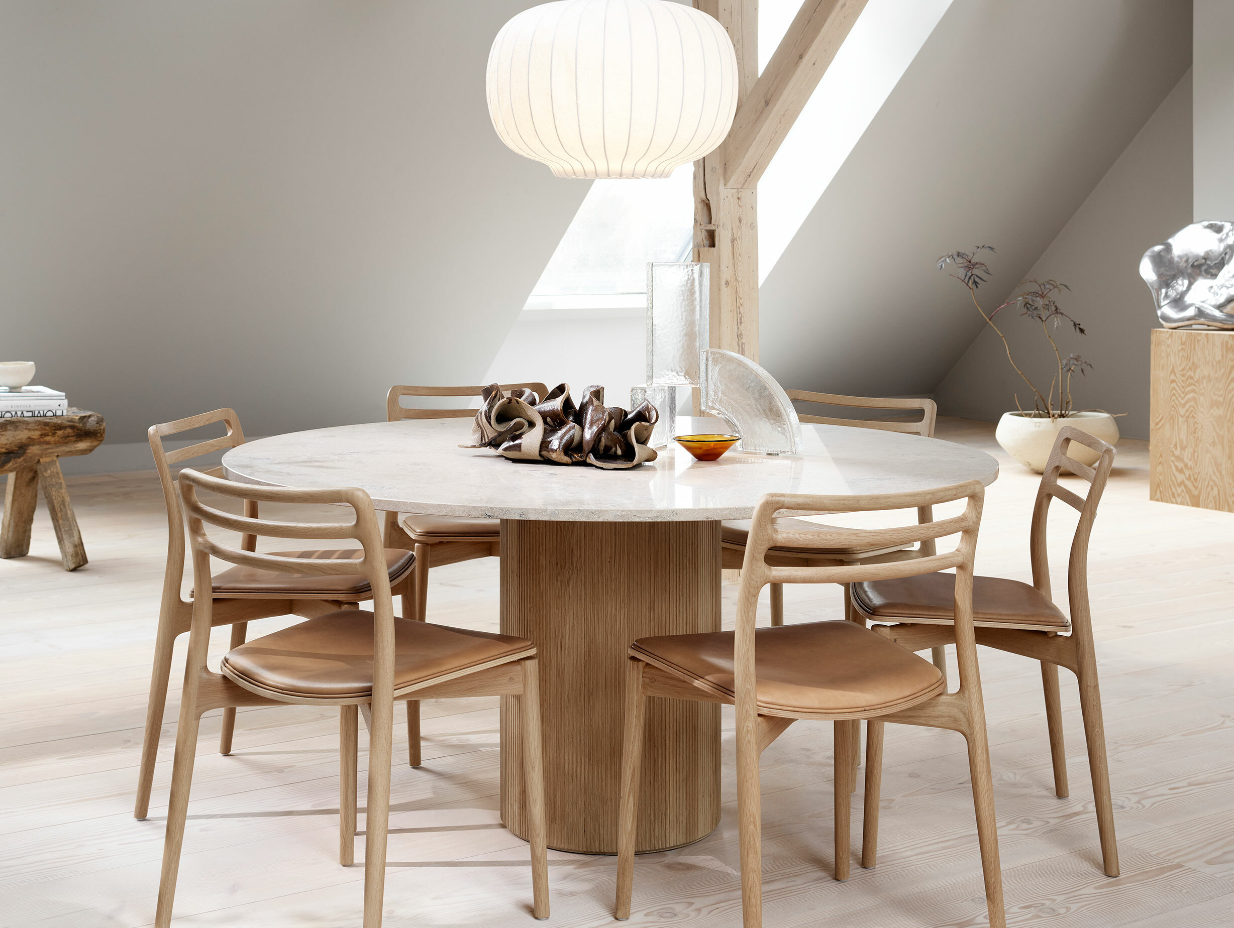 Vipp cabin table lifestye 1