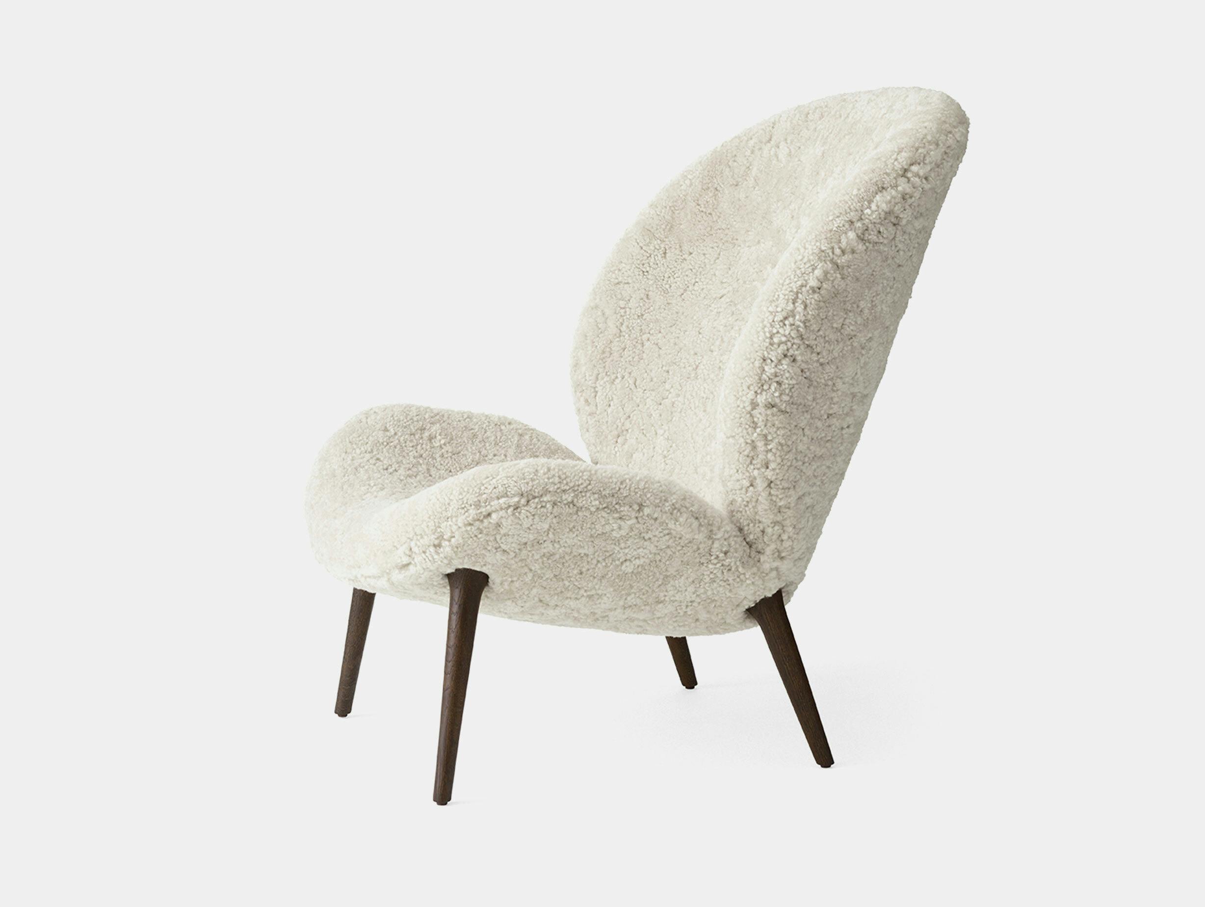 Vipp lodge lounge chair curly 09 off white