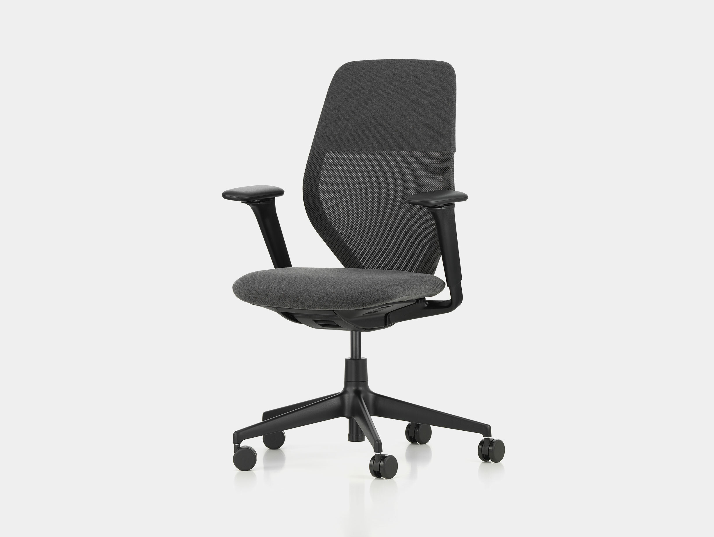 Vitra Antonio Citterio ACX Chair Carbon 1