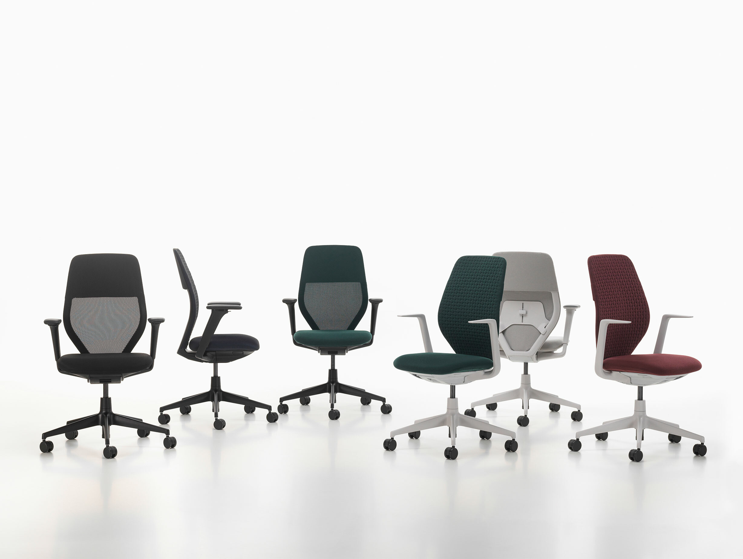 Vitra Antonio Citterio ACX Chair Lifestyle 3