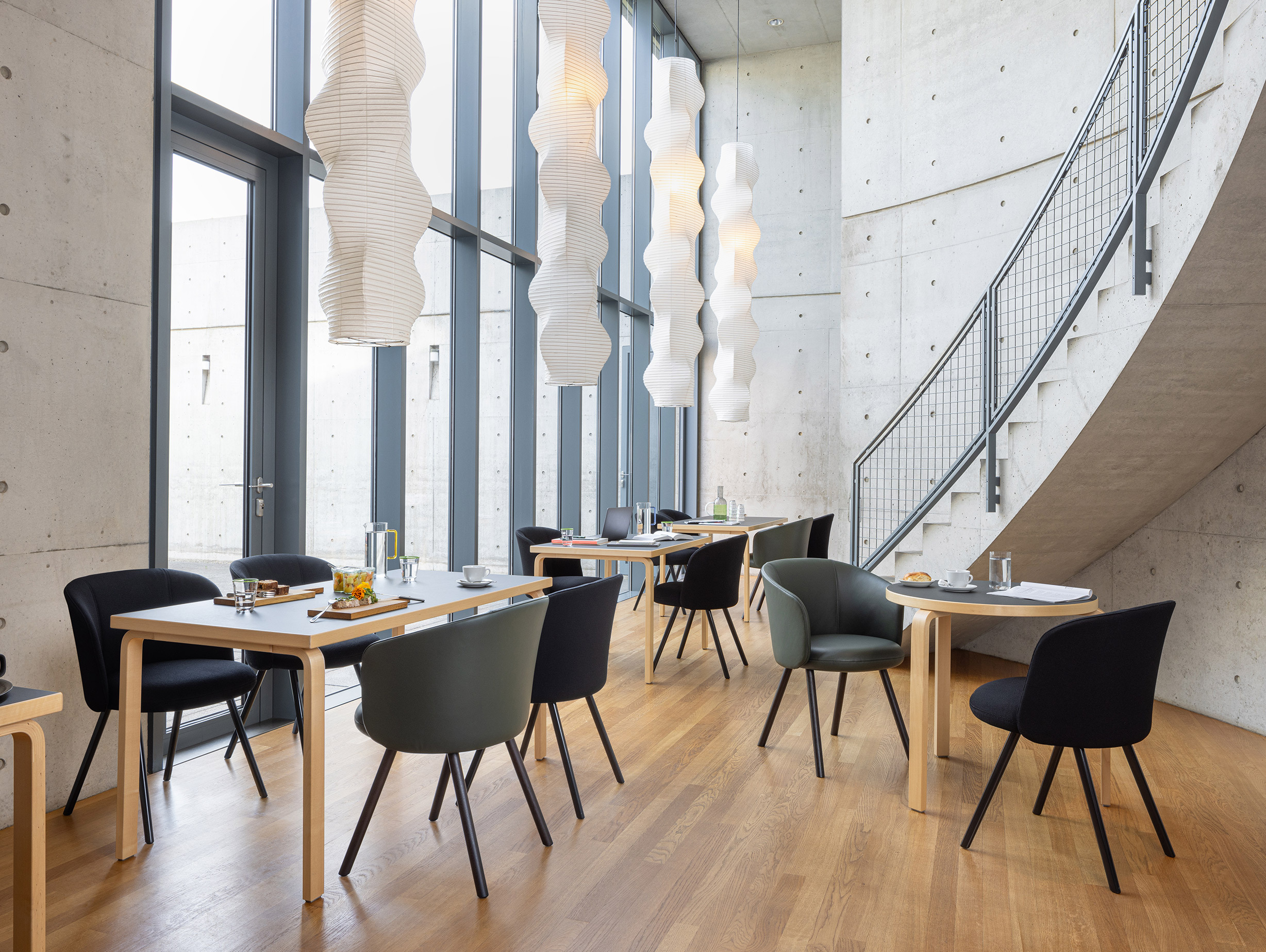 Vitra Barber Osgerby Mikado Lifestyle 2