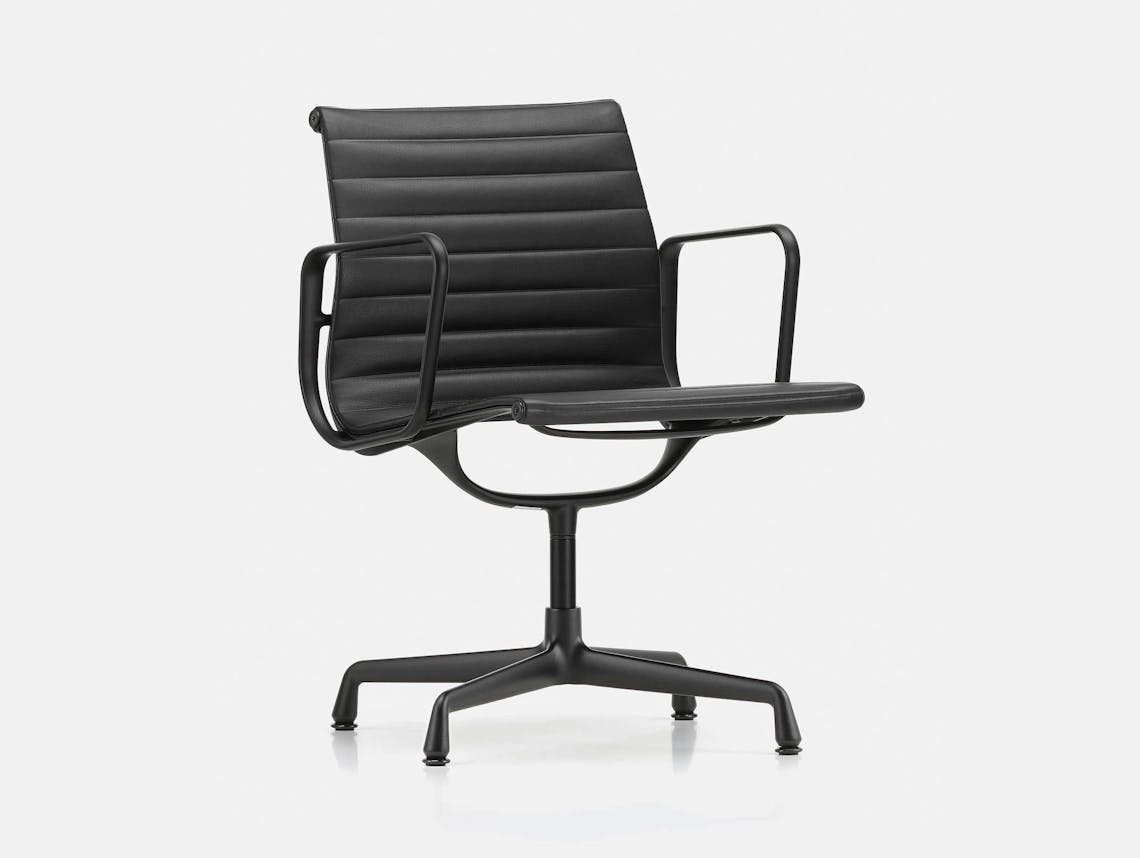 Vitra EA 108 Eames Aluminium Group Chair Blk Leather Blk Back