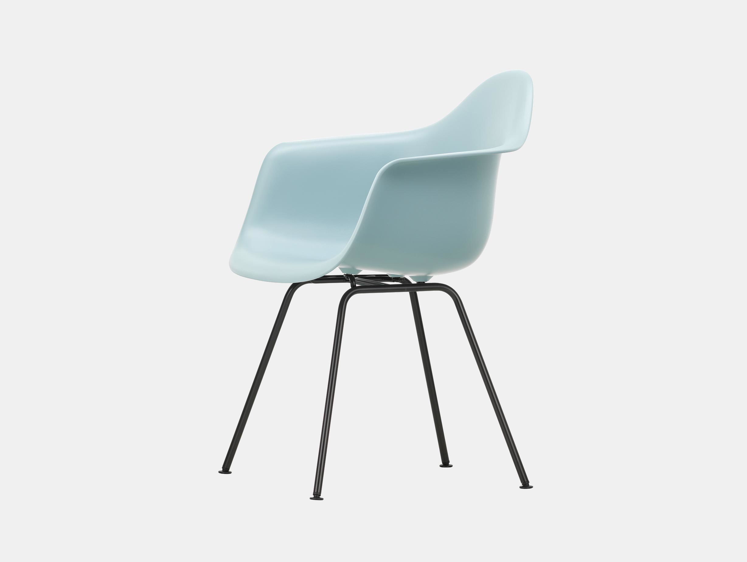 Vitra Eames Plastic Armchair DAX 23 Ice Grey Blk