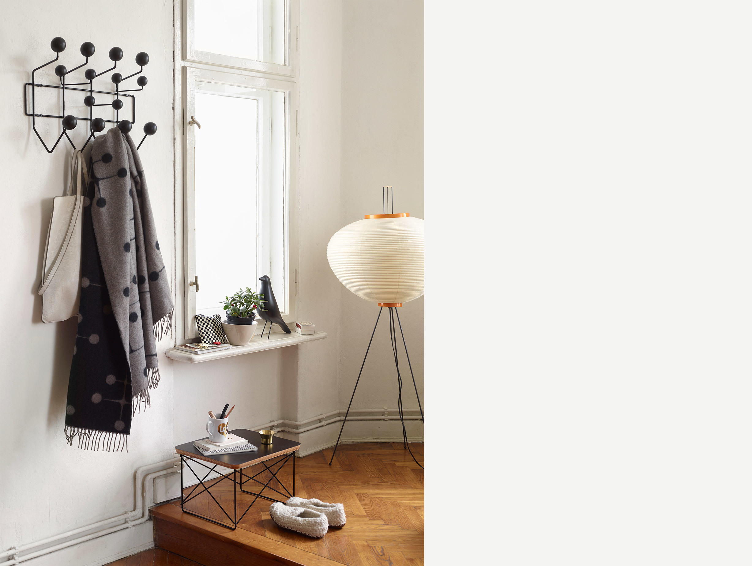 Vitra Akari 10 A Floor Lamp Noguchi 3