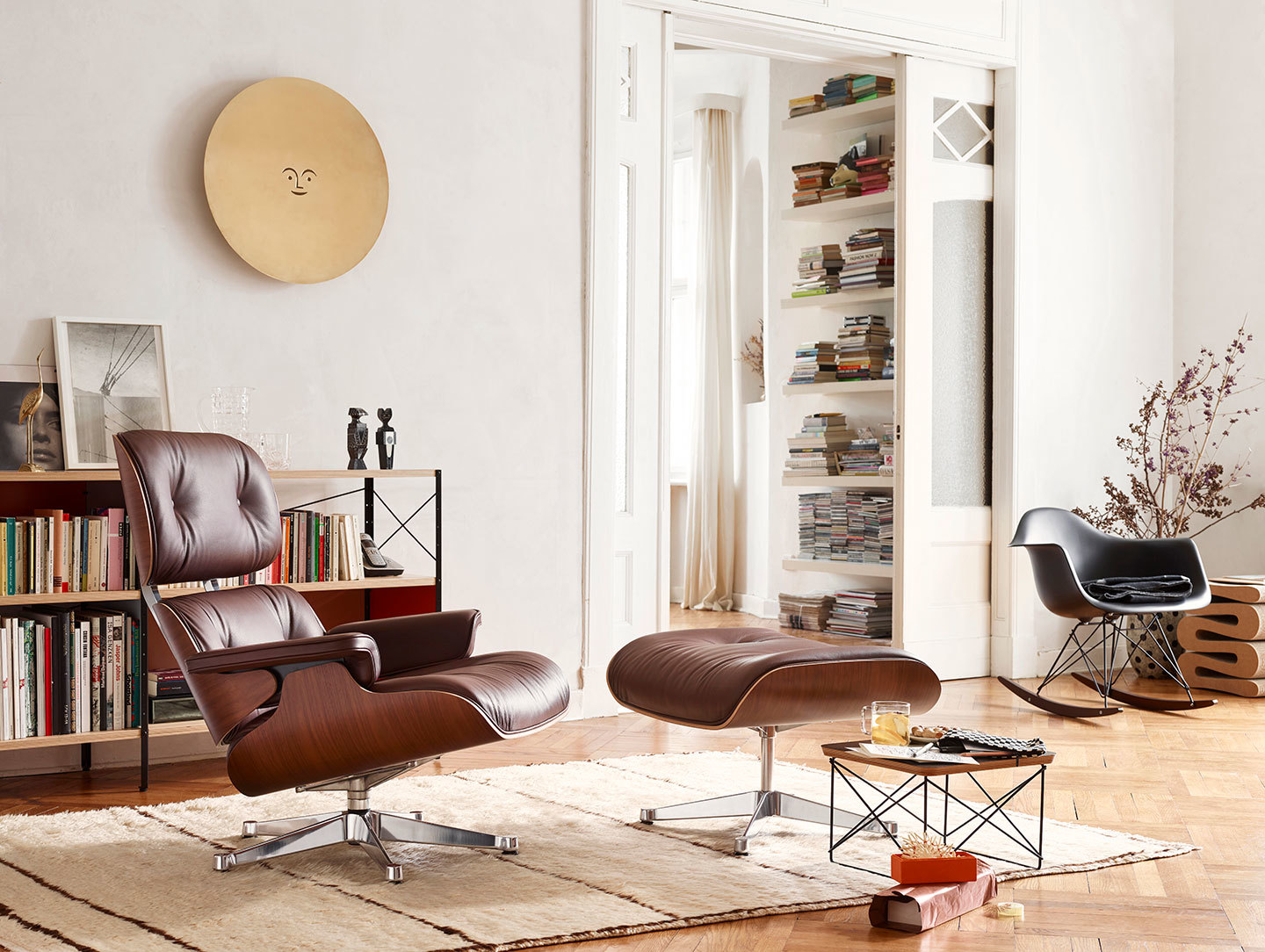 Vitra Eames Lounge Chair Ottoman Walnut Charles And Ray Eames