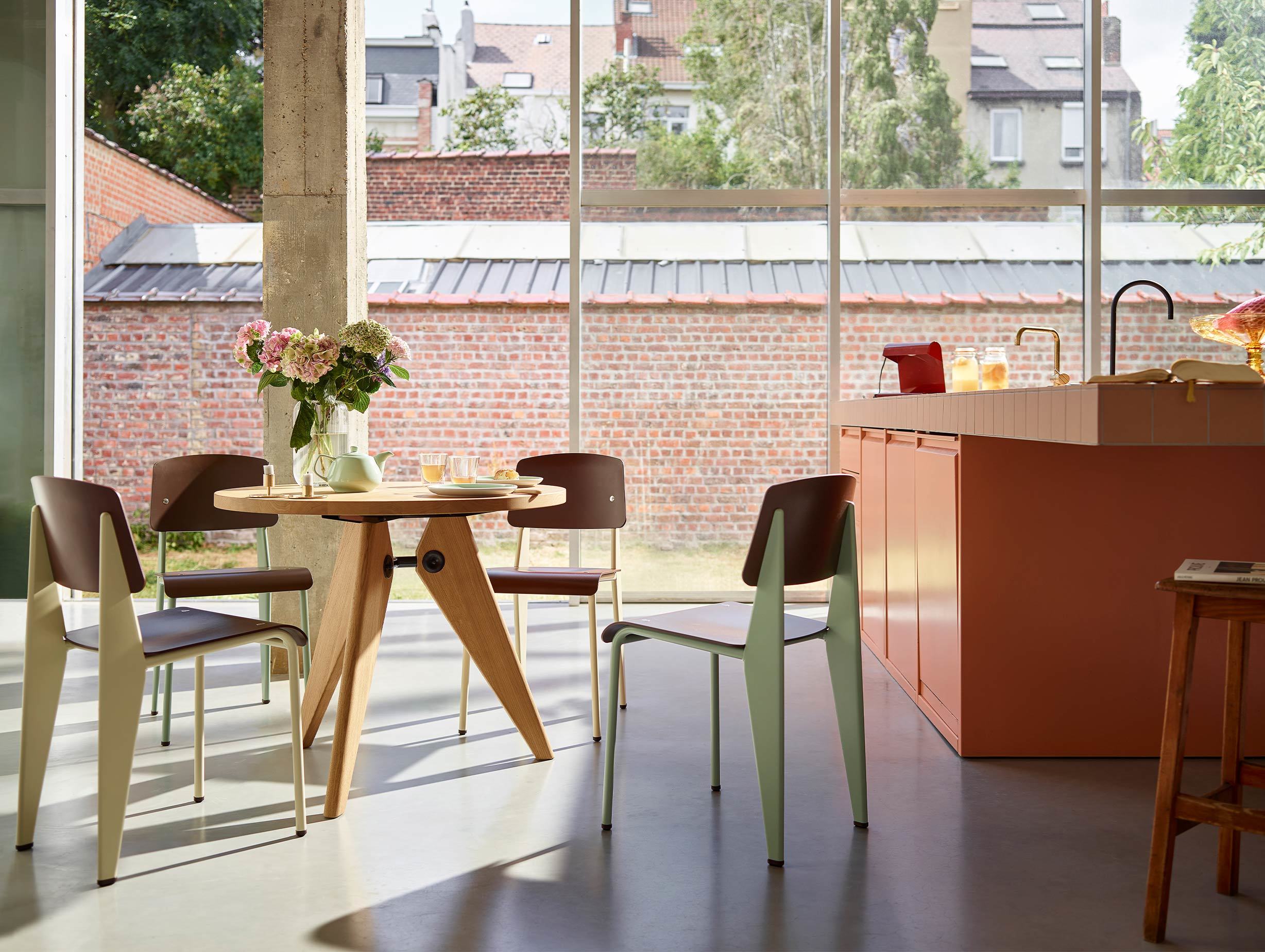 Vitra Gueridon Dining Table Prouve LS 1