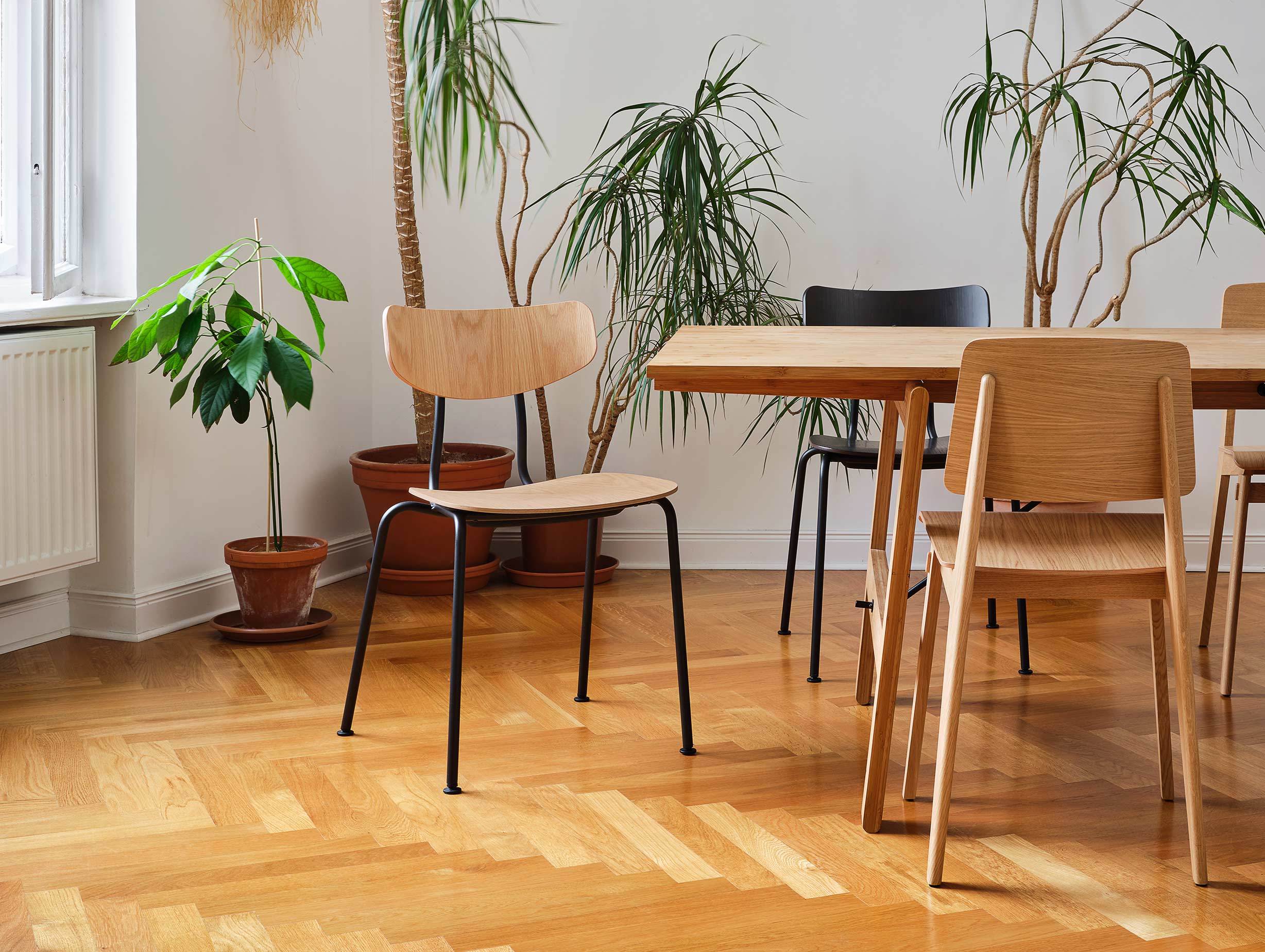 Vitra chaise tout bois prouve moca chair morrison ls 1