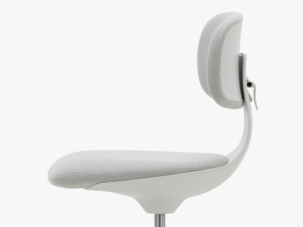 Vitra rookie chair close up 2