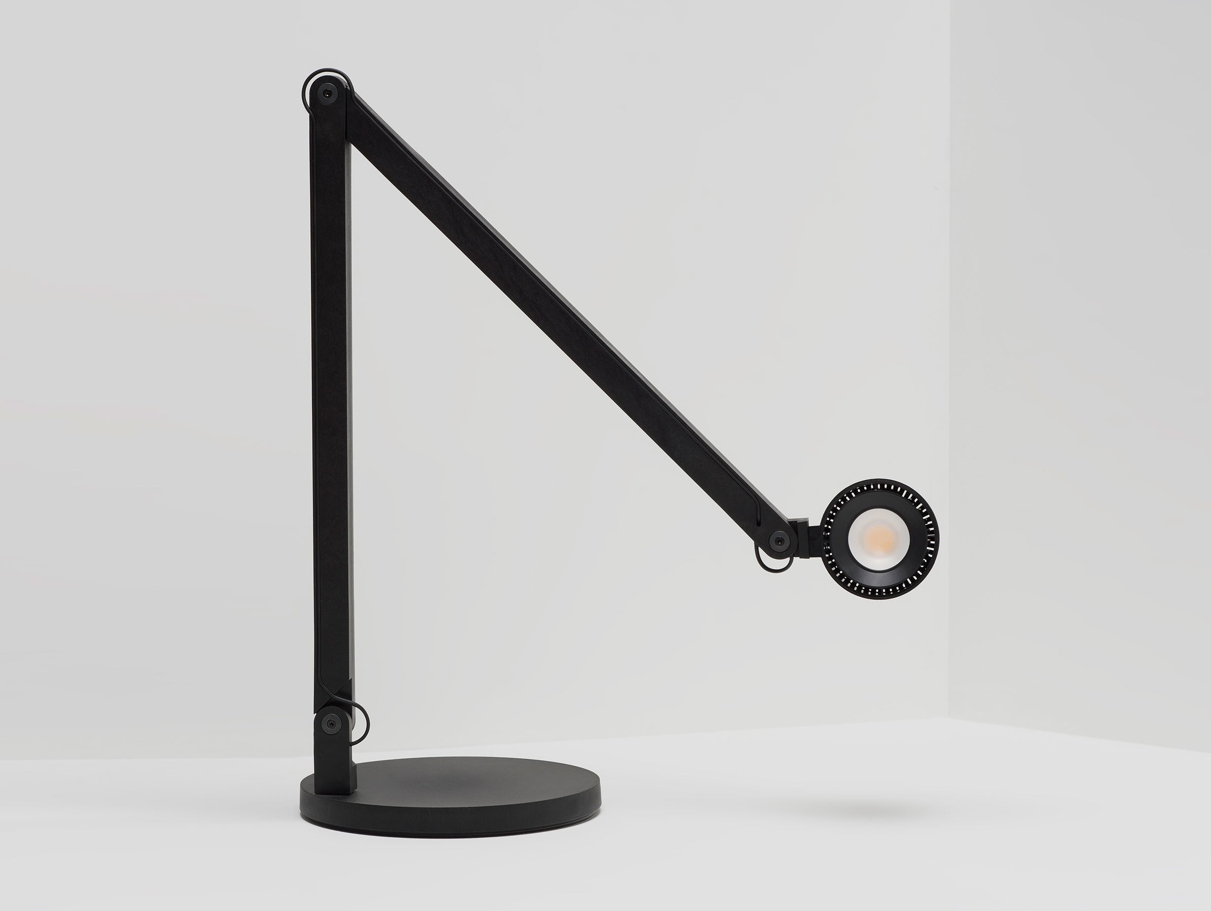 Wastberg Winkel W127 Desk Lamp Black 2 Dirk Winkel