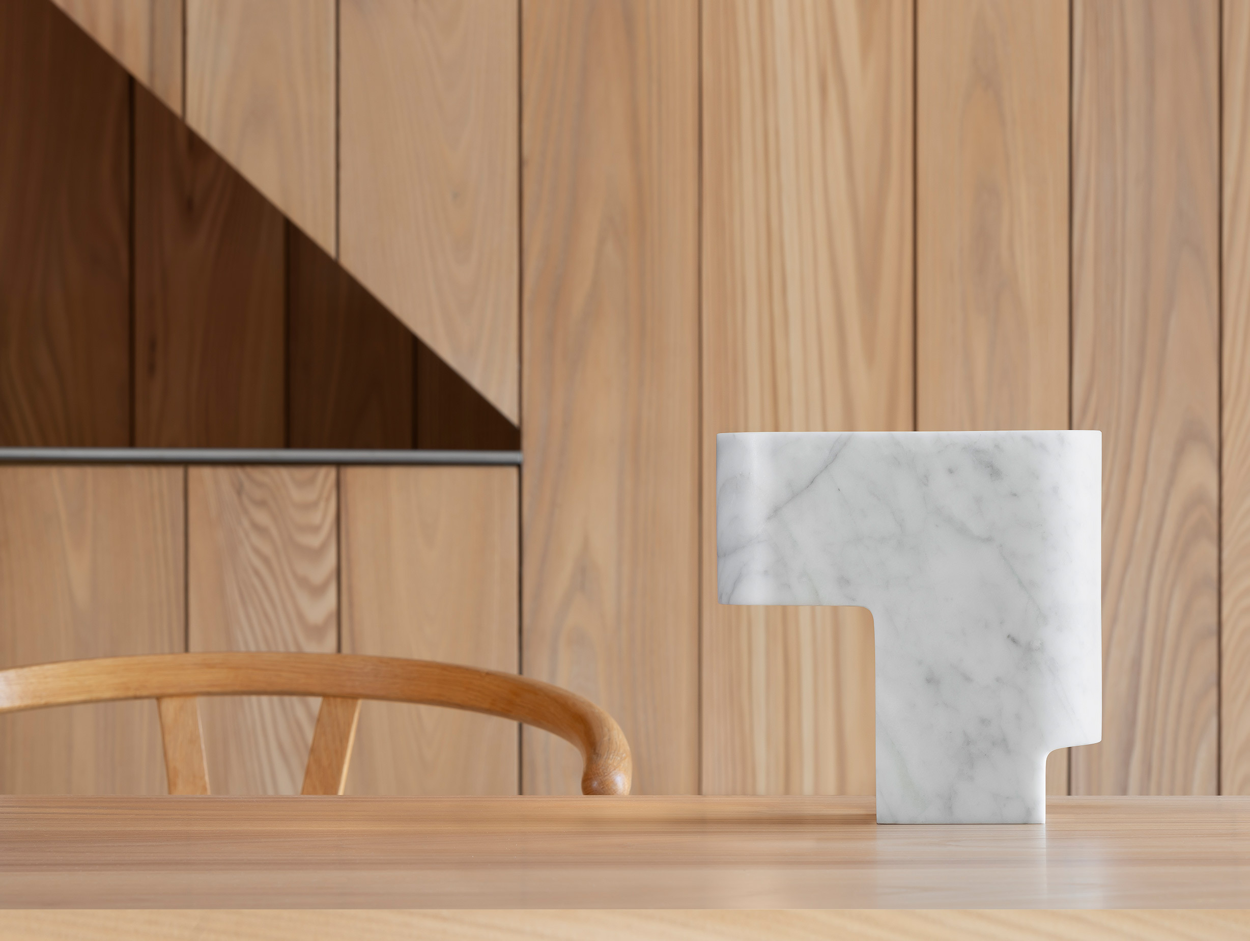 Wastberg john pawson w223 table light marble lifestyle3