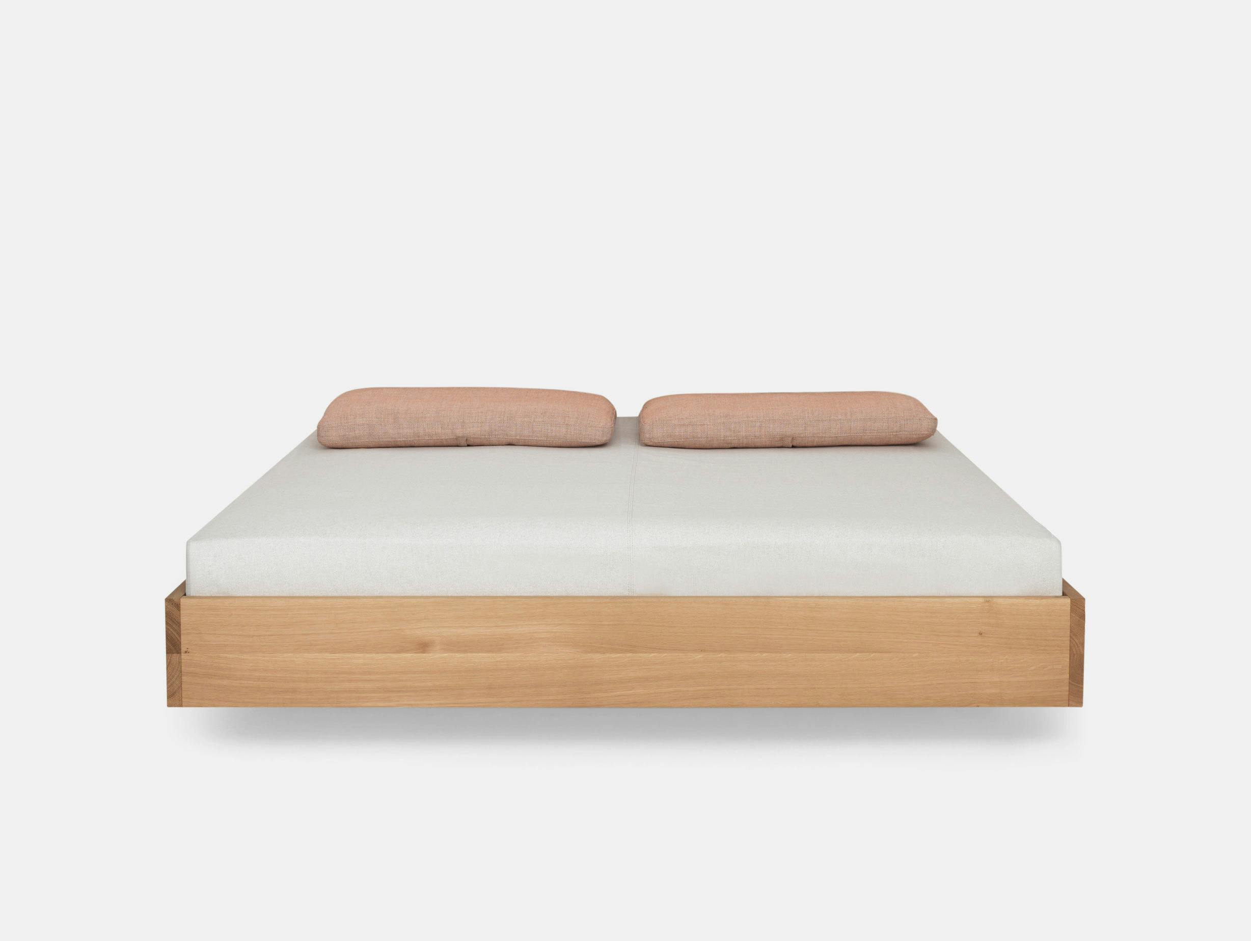Zeitraum Simple Bed Oak Formstelle