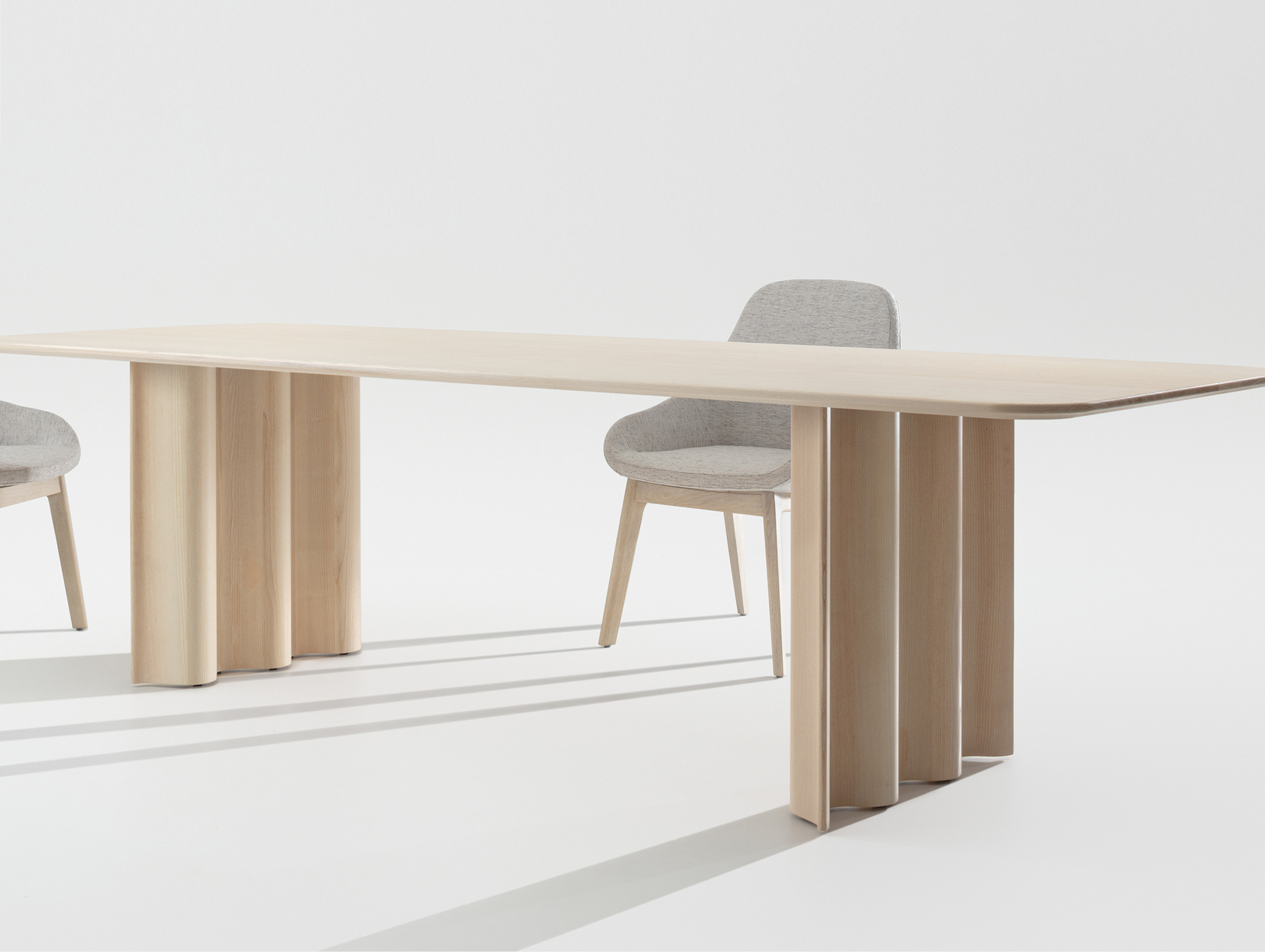 Zeitraum curtain table story 1