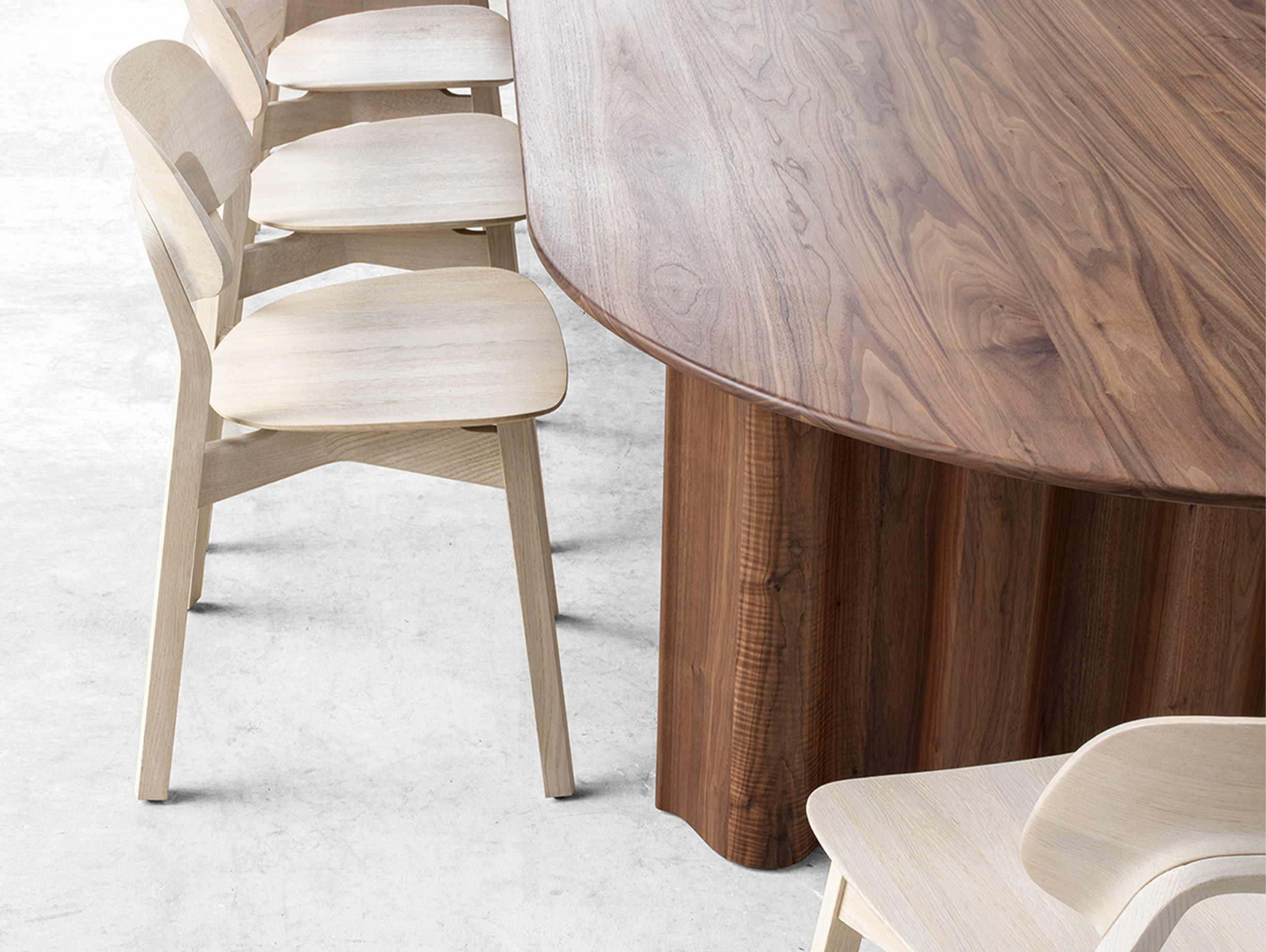 Zeitraum curtain table story 2